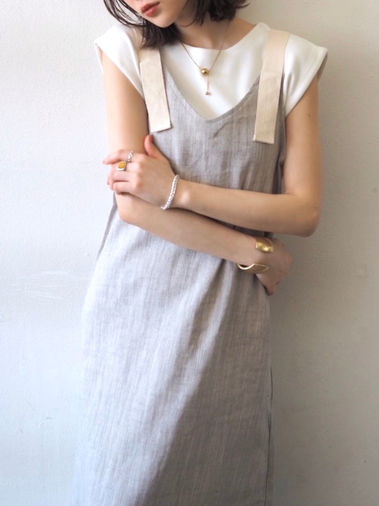 【預訂】人字紋吊帶洋裝/淺灰色