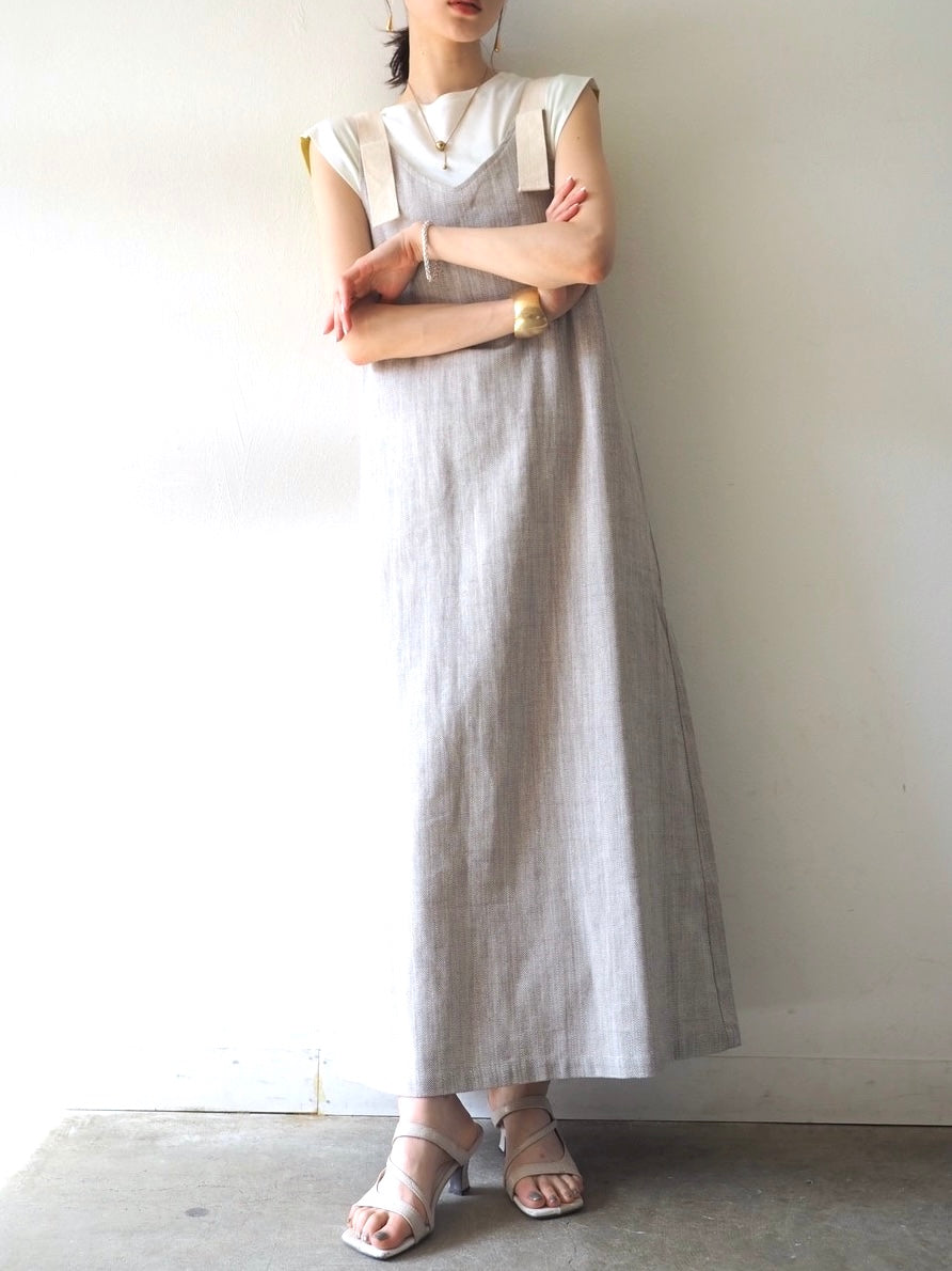 【預訂】人字紋吊帶洋裝/淺灰色