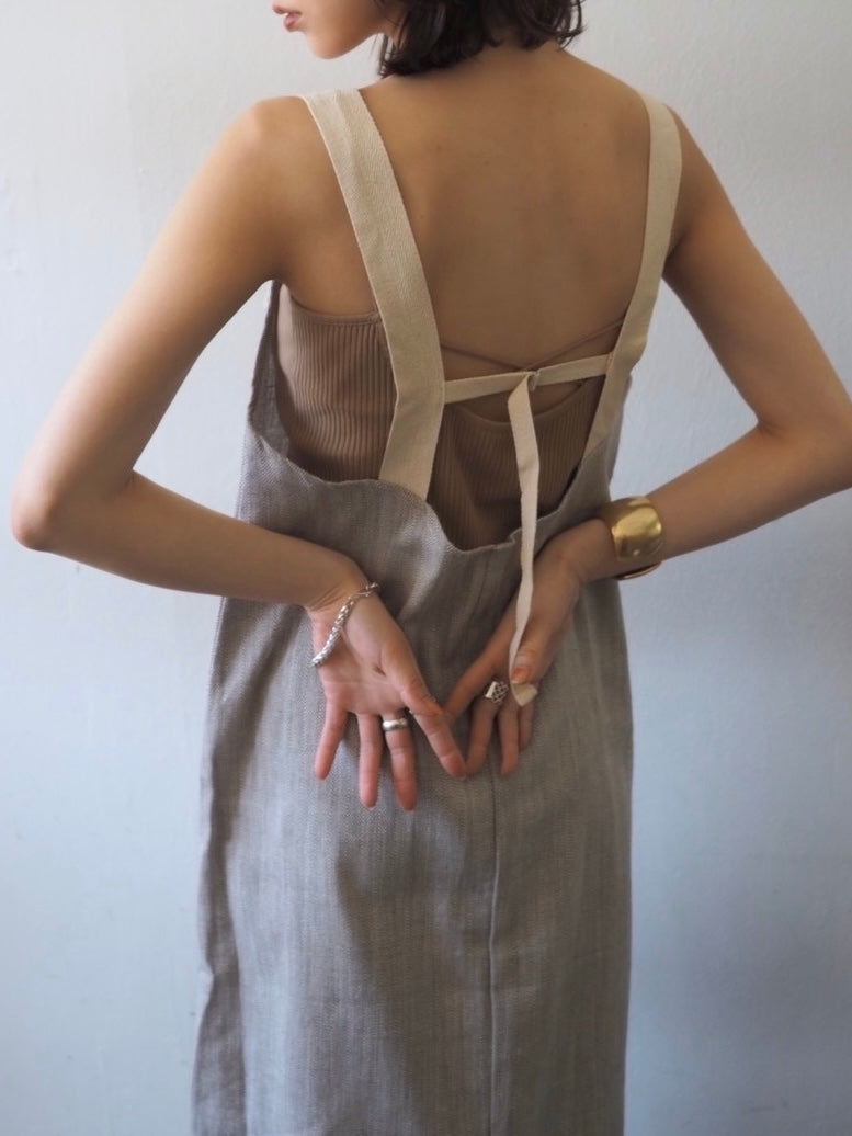【預訂】人字紋吊帶洋裝/淺灰色