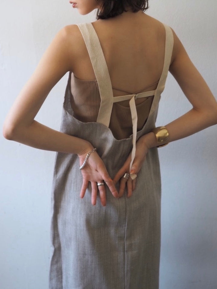 【預訂】人字紋吊帶洋裝/淺灰色