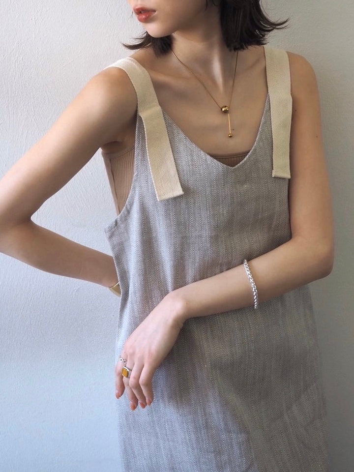 【預訂】人字紋吊帶洋裝/淺灰色