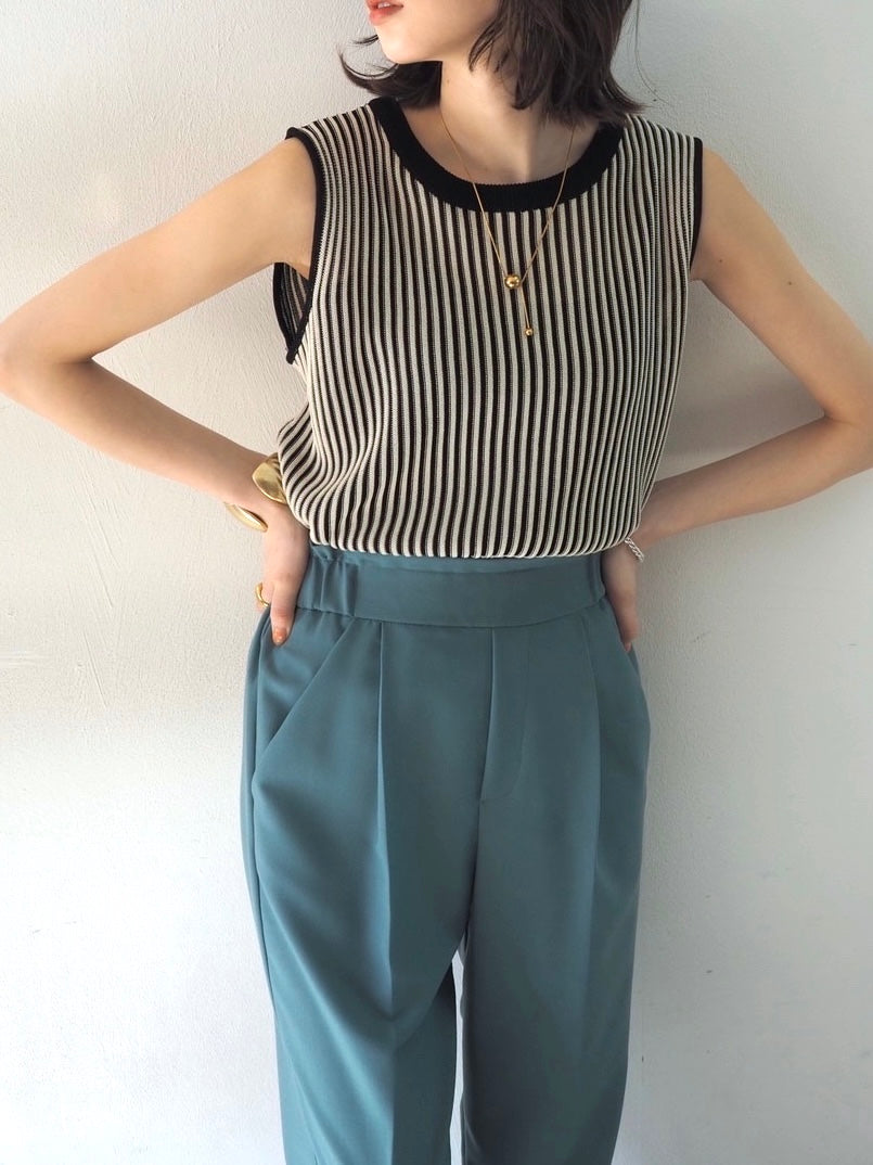 [Pre-order] Striped sleeveless knit top/Black