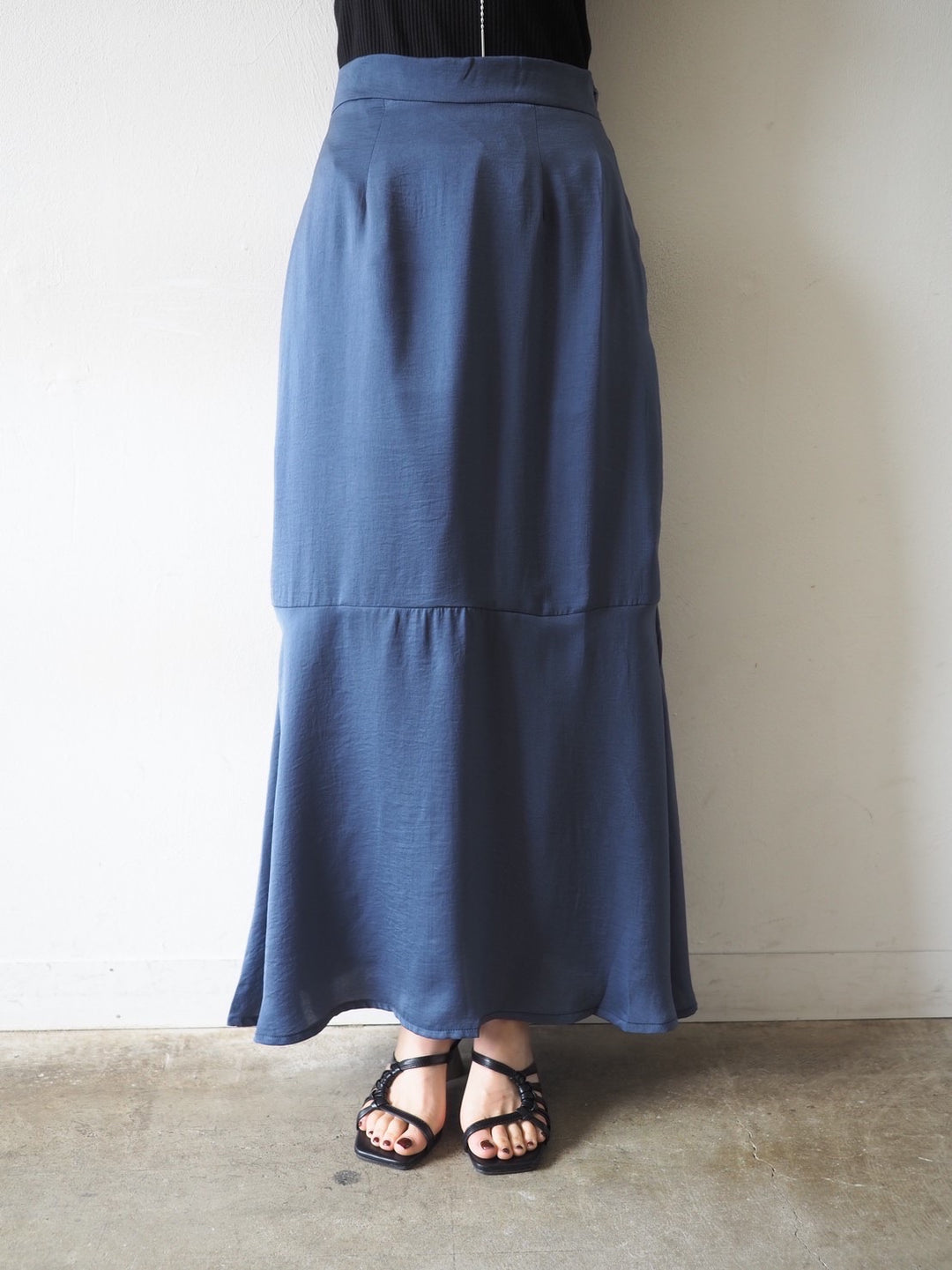 【預訂】復古緞面人魚裙/藍色
