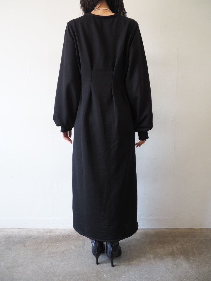 【預訂】收腰衛衣洋裝/黑色