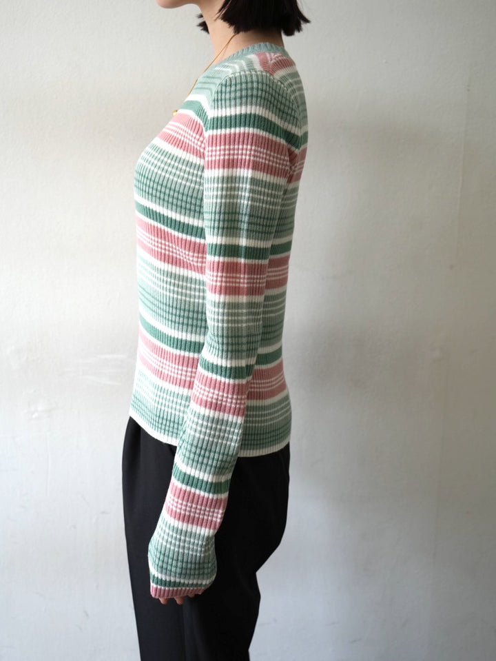 Finger hole rib knit top/pink green