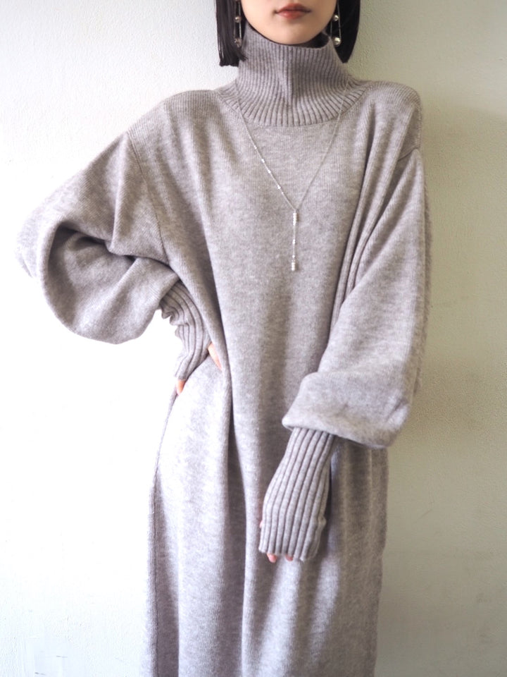 [Pre-order] Fingerhole Bottleneck Knit Dress/Gray