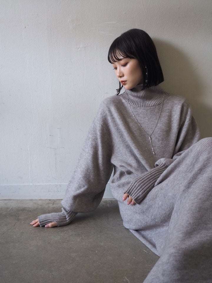 [Pre-order] Fingerhole Bottleneck Knit Dress/Gray