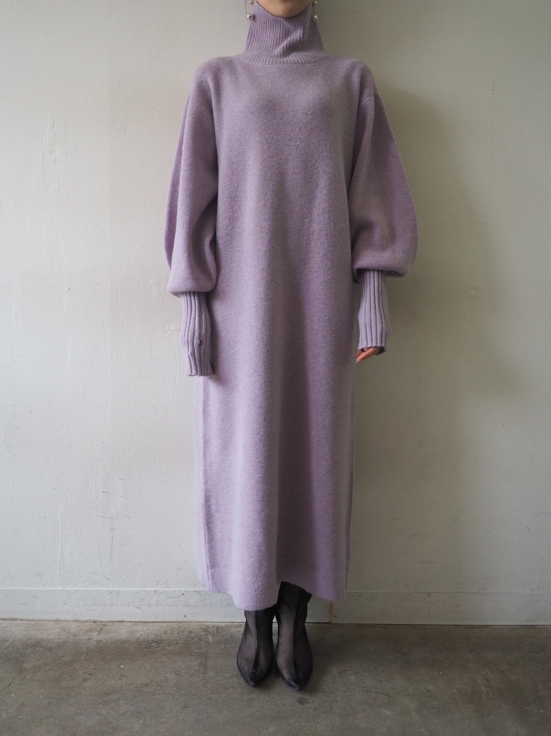 [Pre-order] Fingerhole Bottleneck Knit Dress/Purple