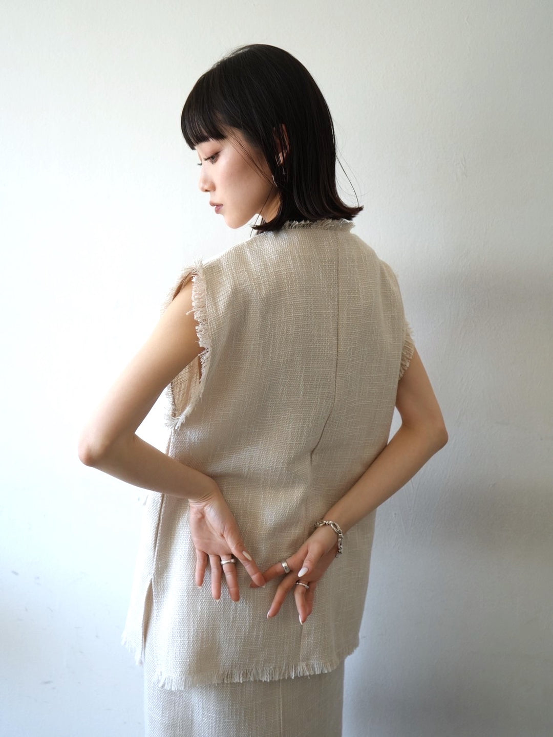 Tweed fringe V-neck vest/ivory