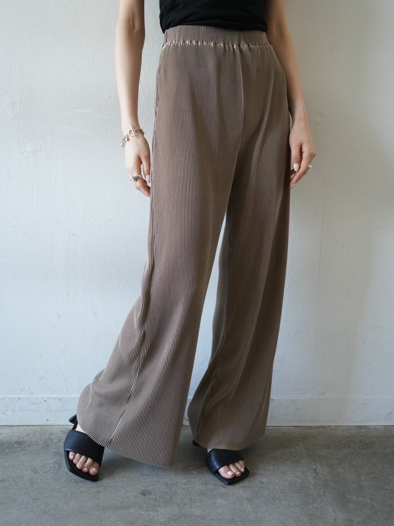 de-2135632263-mocha-1.jpg?v=  