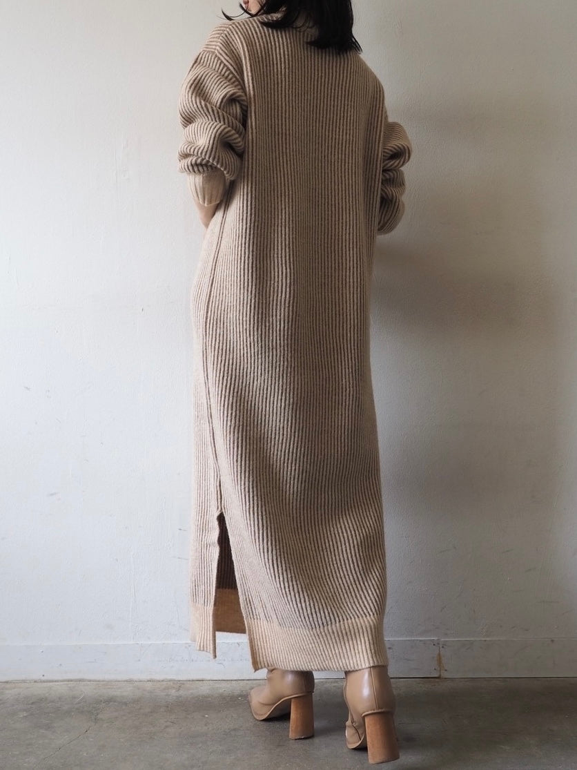 予約]起毛ストライプハイネックニットワンピース/アイボリー – Lumier