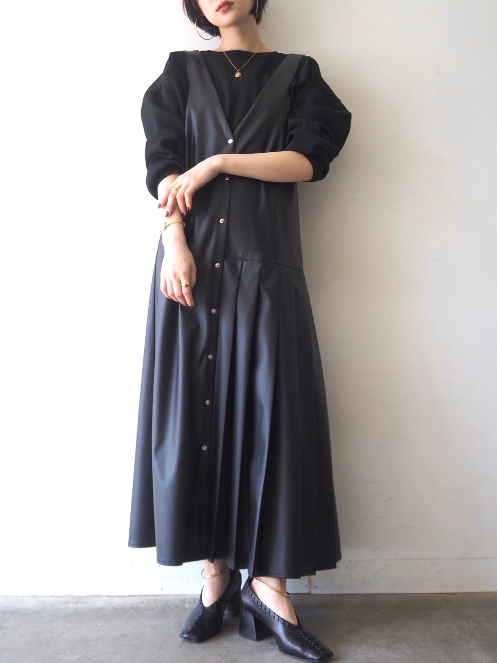 即納]2WAYデザインレザーワンピース – Lumier