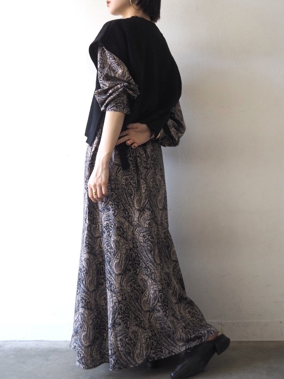 [予約]ペイズリー柄マキシワンピース/ブラック
