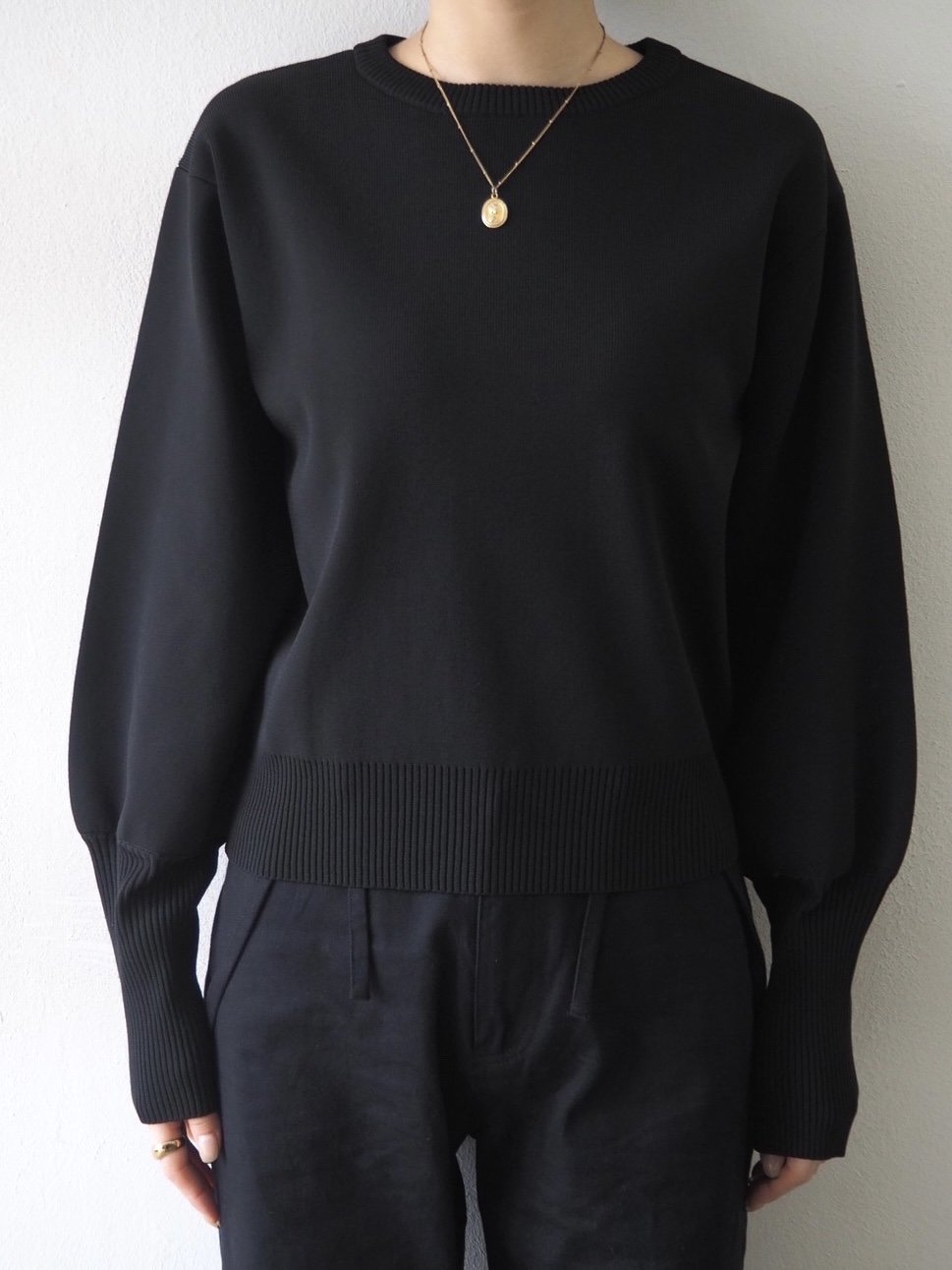 [即納]ボリュームスリーブダンボールニットプルオーバー/ブラック