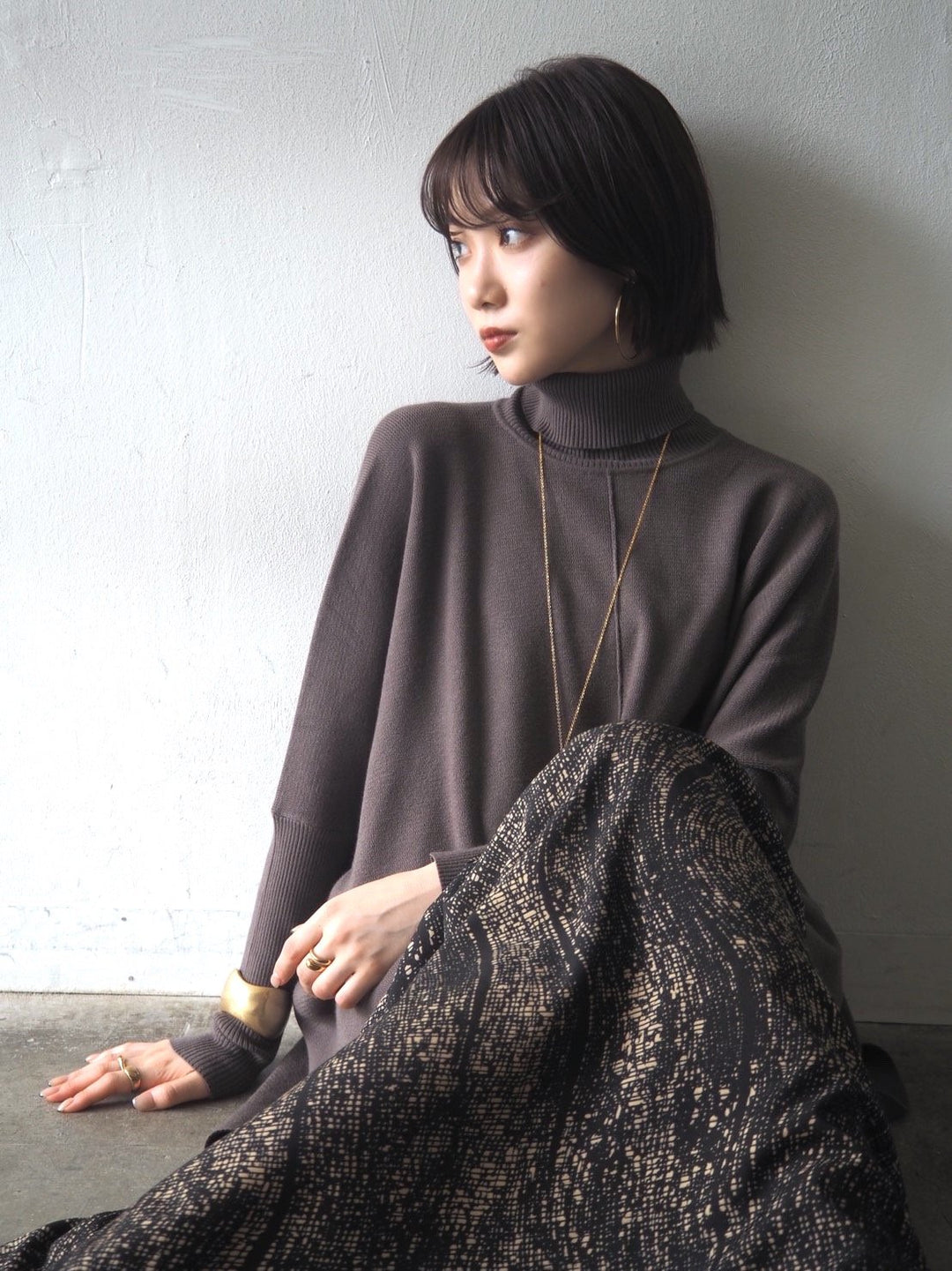 [Pre-order] Long ribbed sleeve dolman knit pullover/mocha [Scheduled for delivery in early December]