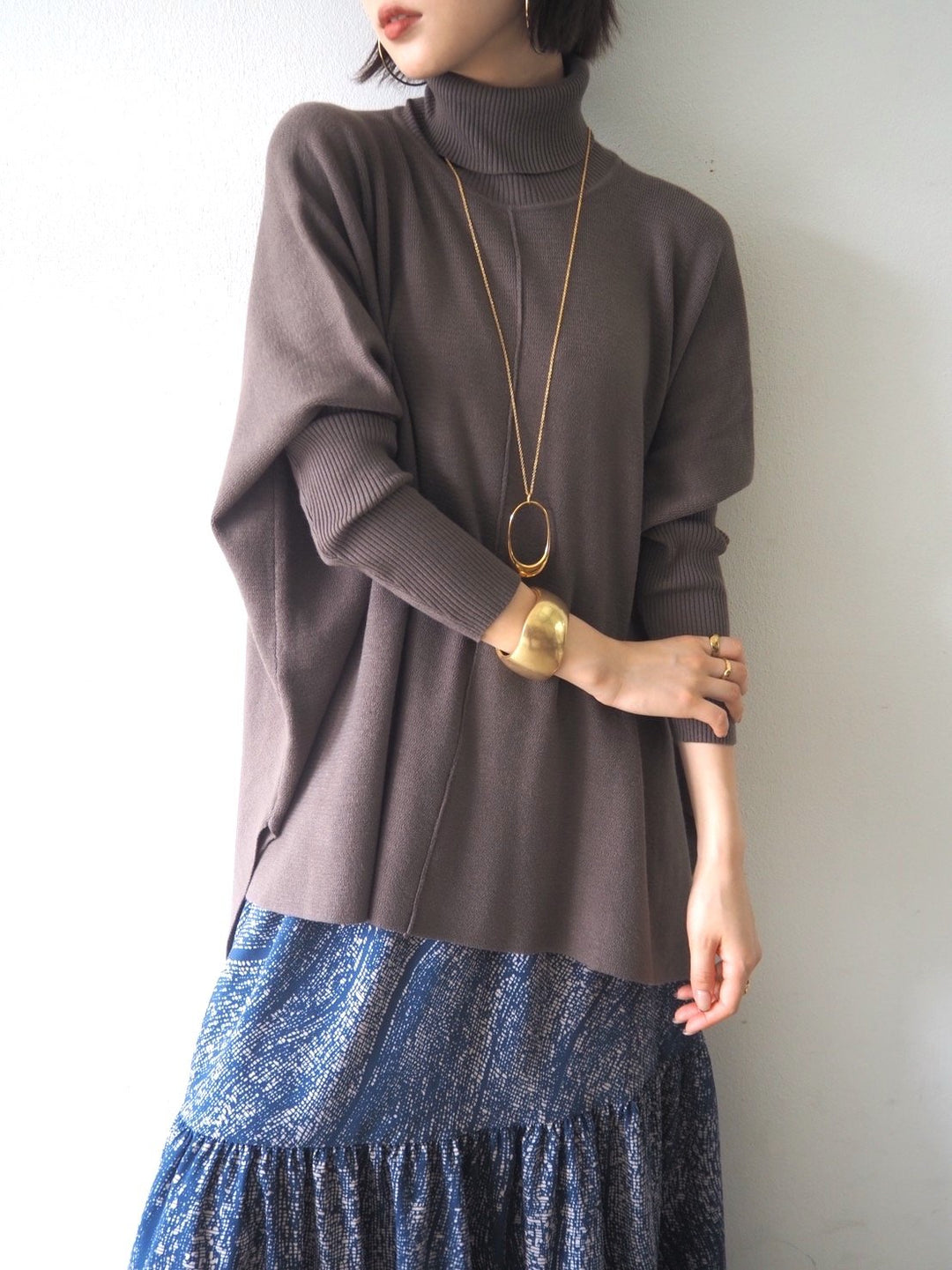 [Pre-order] Long ribbed sleeve dolman knit pullover/mocha [Scheduled for delivery in early December]