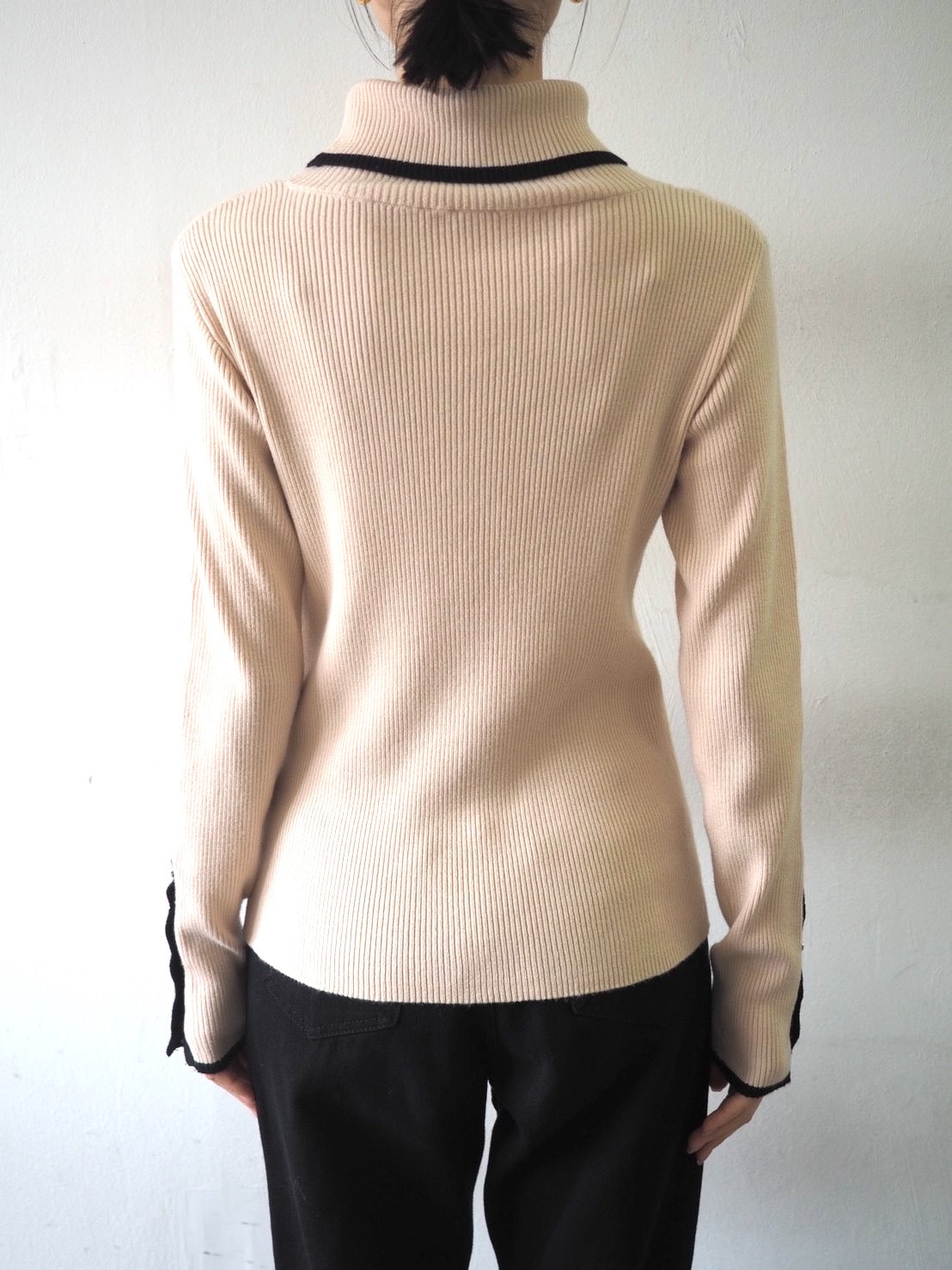 バイカラータートルネックリブニットトップス/アイボリー – Lumier