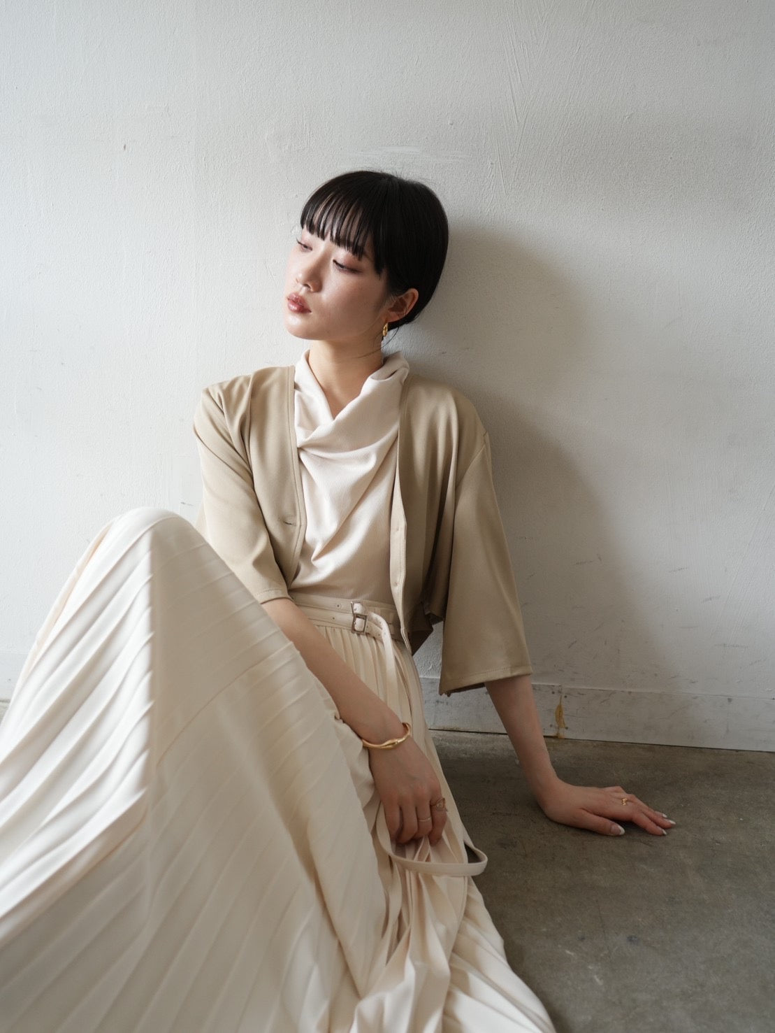 SET]YUKKO COLLABORATION DRAPE NECK PLEATS DRESS+ハーフスリーブ