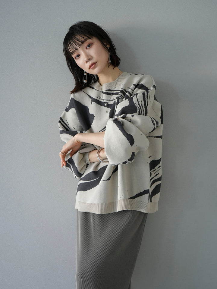 [SET] Marble pattern polyester knit pullover + choice of necklace (2 sets)