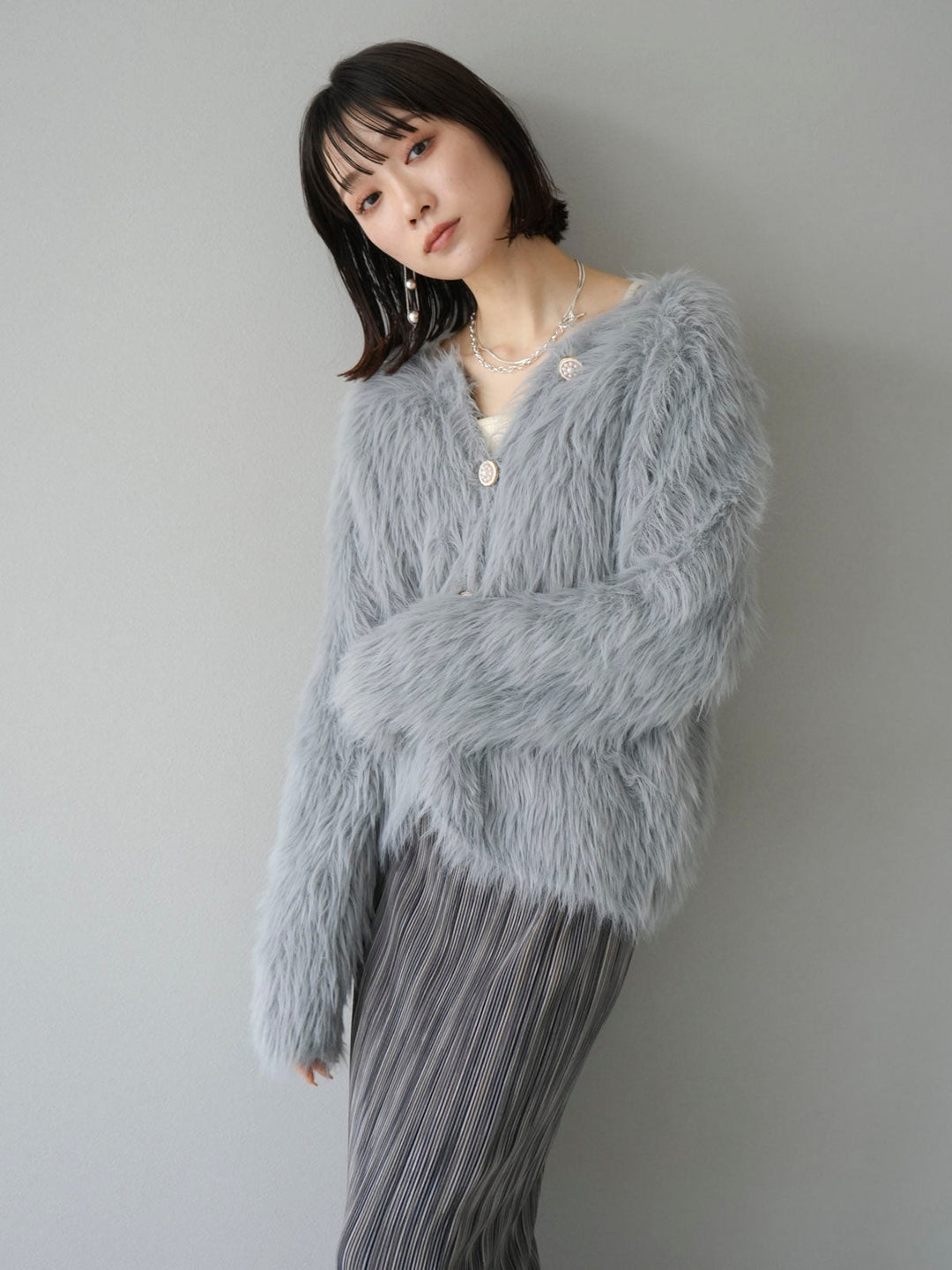 [SET] Pearl design button shaggy knit cardigan + choice of necklace (2 sets)