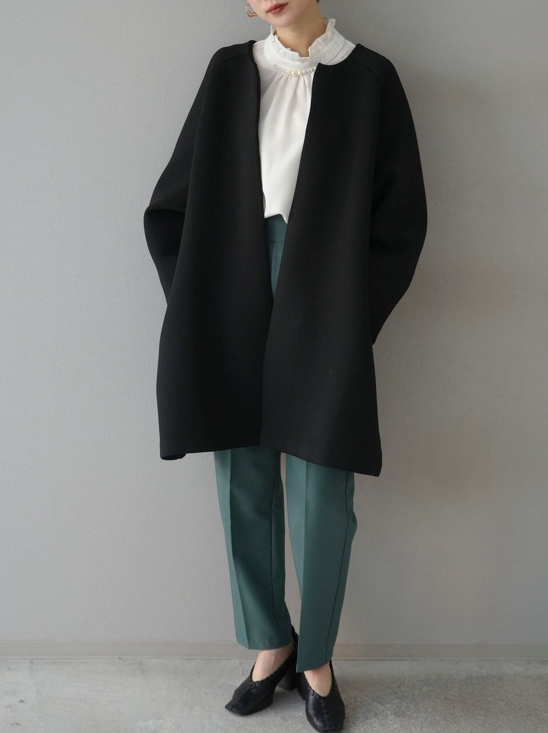 [SET] Pearl design ponte jacket + pearl neck frill blouse + easy tapered pants (3 sets)