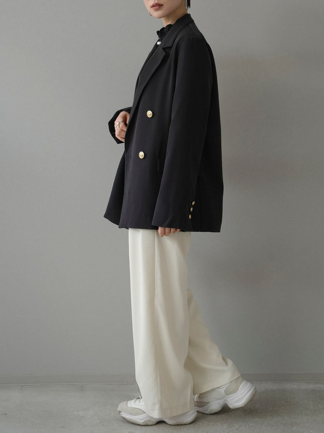 [SET] Gold button double jacket + pearl neck frill blouse + double tuck wide pants (3 sets)