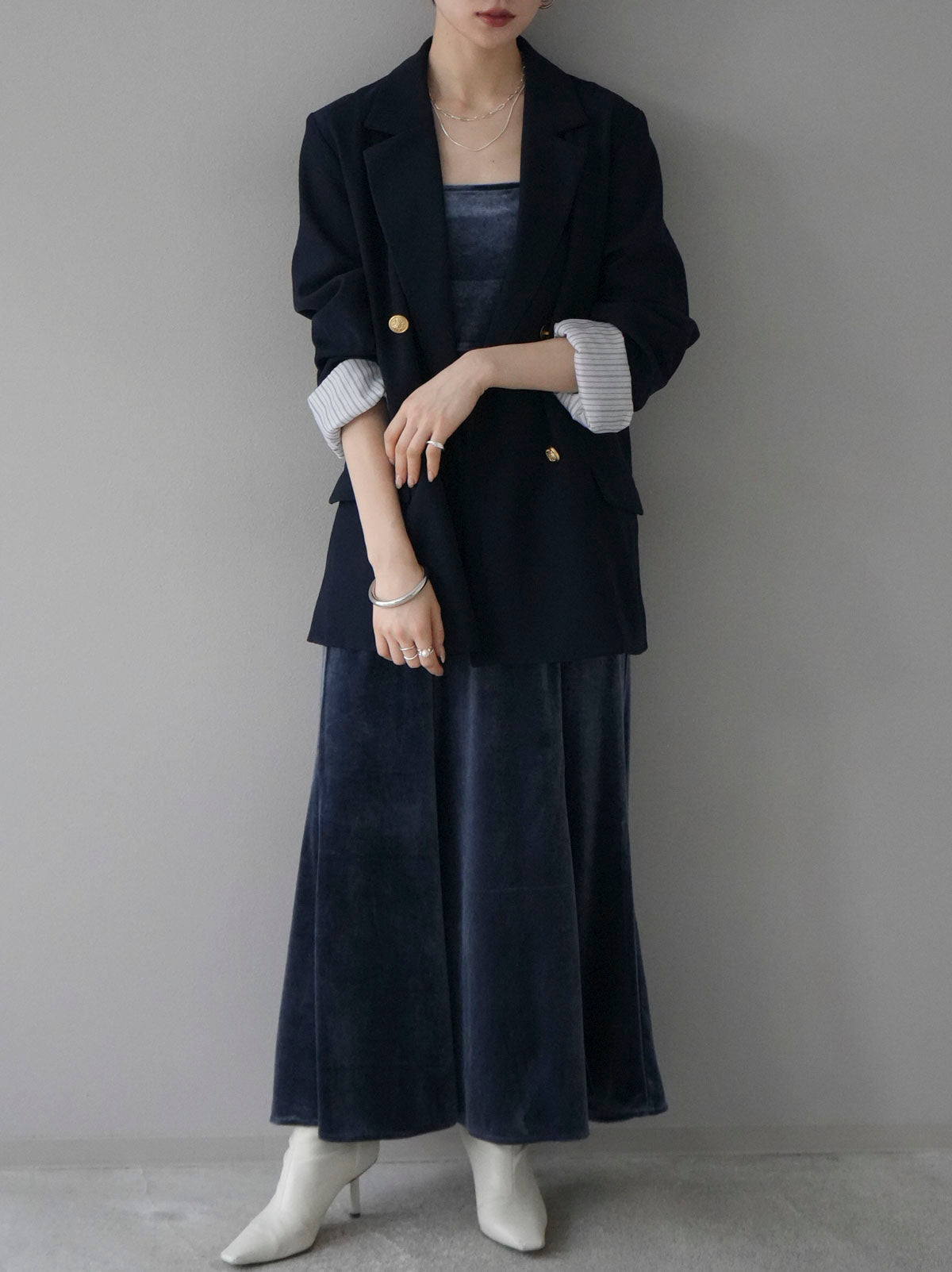SET]ゴールドボタンダブルジャケット+フロントスリットベロアキャミ
