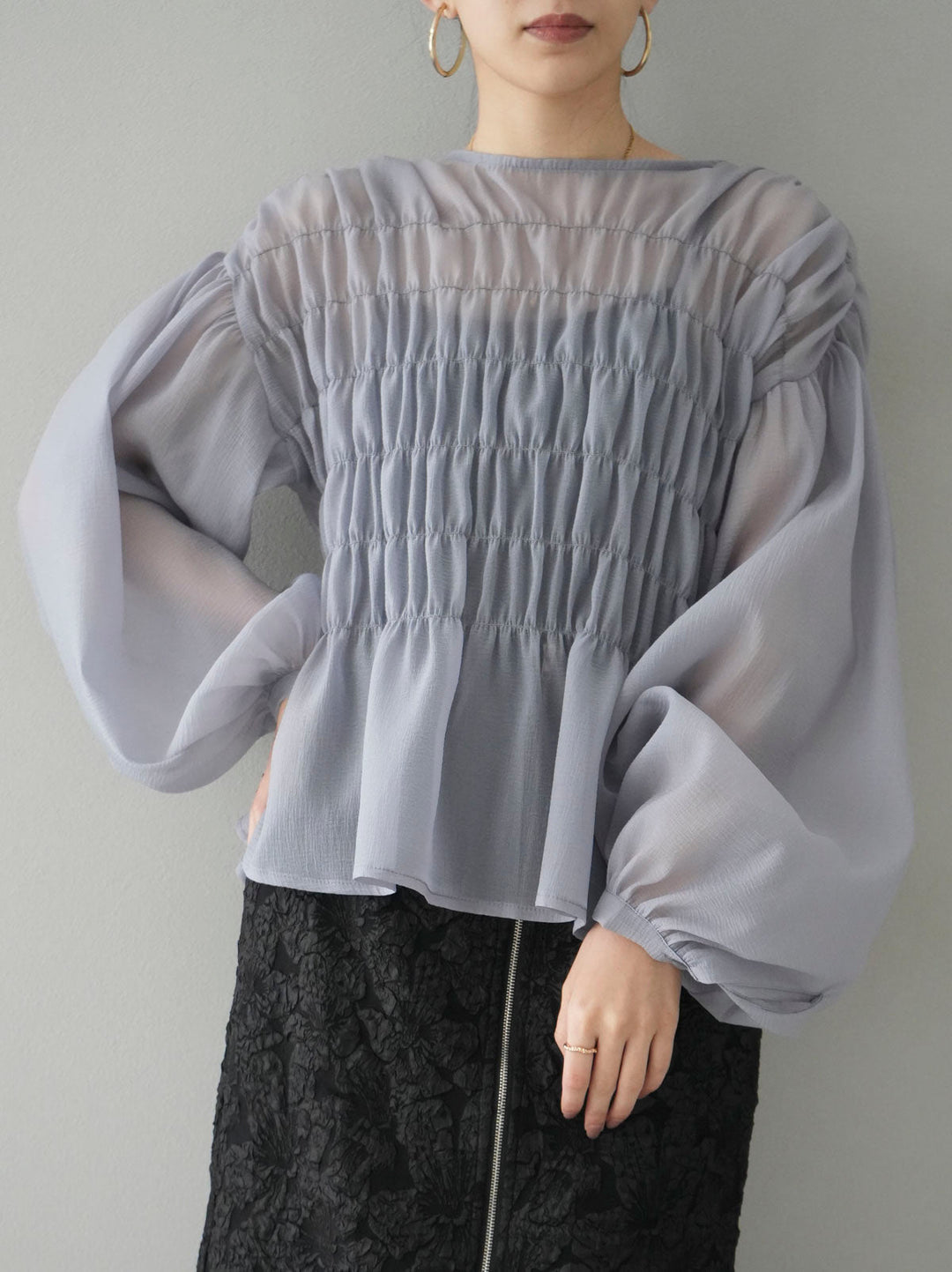 [SET] Shirring washer sheer blouse + front zip jacquard skirt (2set)