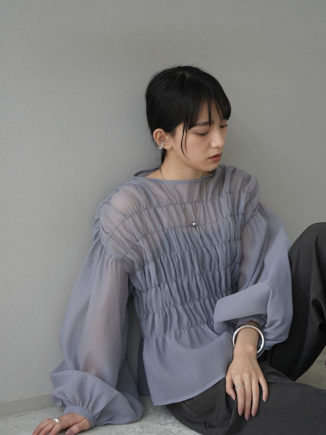 [SET] Shirring washer sheer blouse + design tuck wide pants (2set)