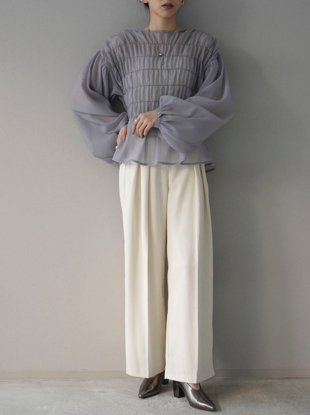 [SET] Shirring washer sheer blouse + double tuck wide pants (2set)