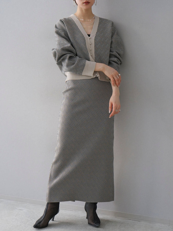 [SET] Geometric pattern polyester knit cardigan + geometric pattern polyester knit skirt (2set)