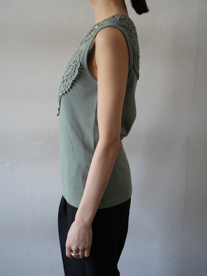 Design lace tank top/green