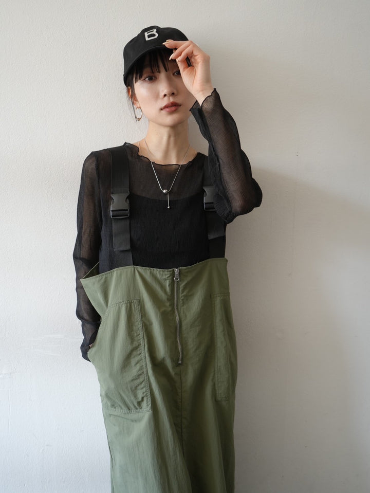 正面拉鍊尼龍毛衣裙/卡其色