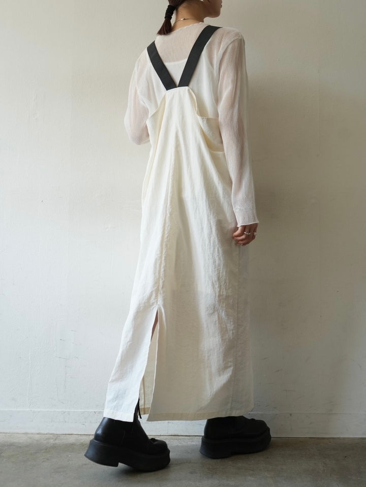 Front zip nylon jumper skirt/white