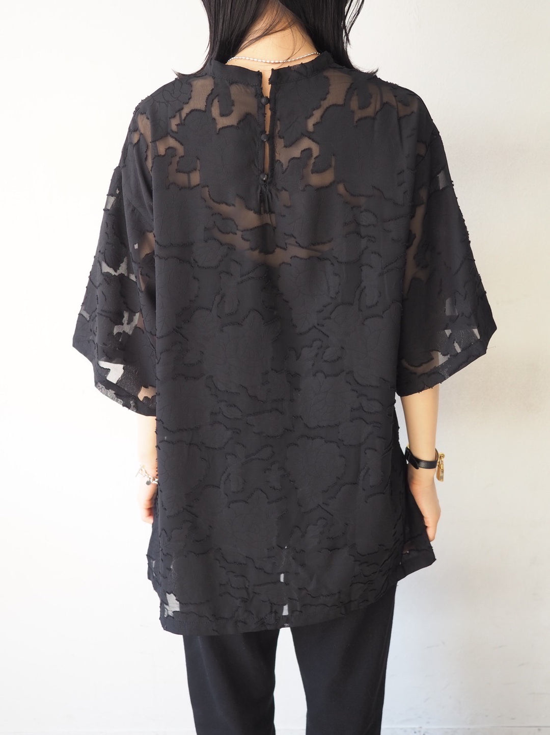 【預訂】透明提花半袖上衣/黑色