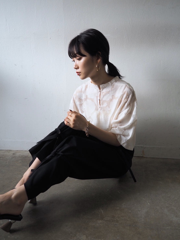 【預訂】透明提花半袖上衣/象牙色