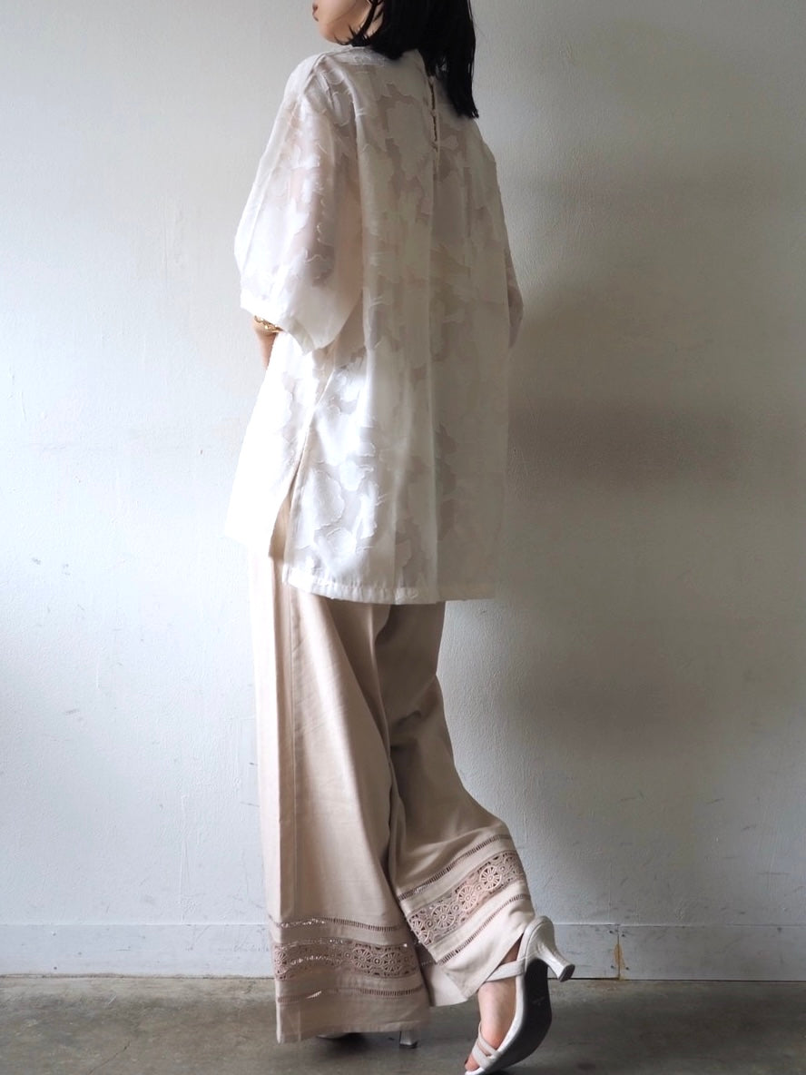 【預訂】透明提花半袖上衣/象牙色