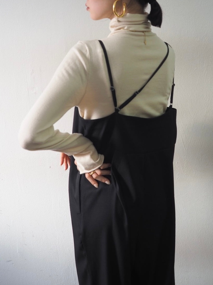 斜紋設計連身吊帶衫/黑色